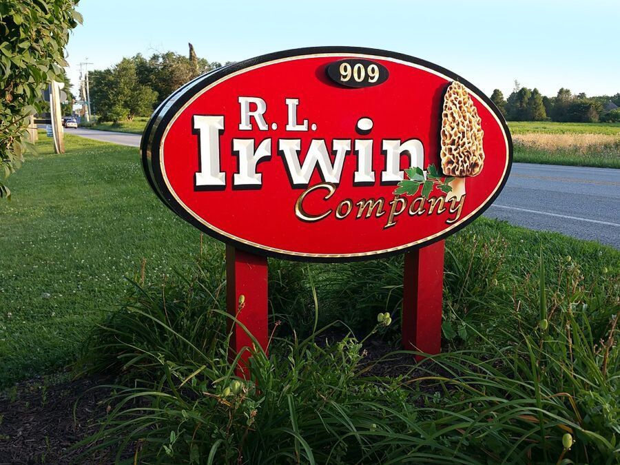Pylon Signs in Newark, DE, Boardman, OH, New Castle, PA, Hermitage, PA