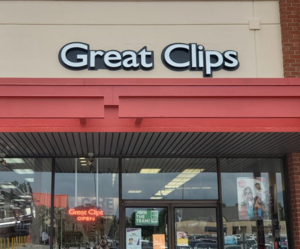 Commercial Awning with red tarp at a Great Clips in Kennett Square 