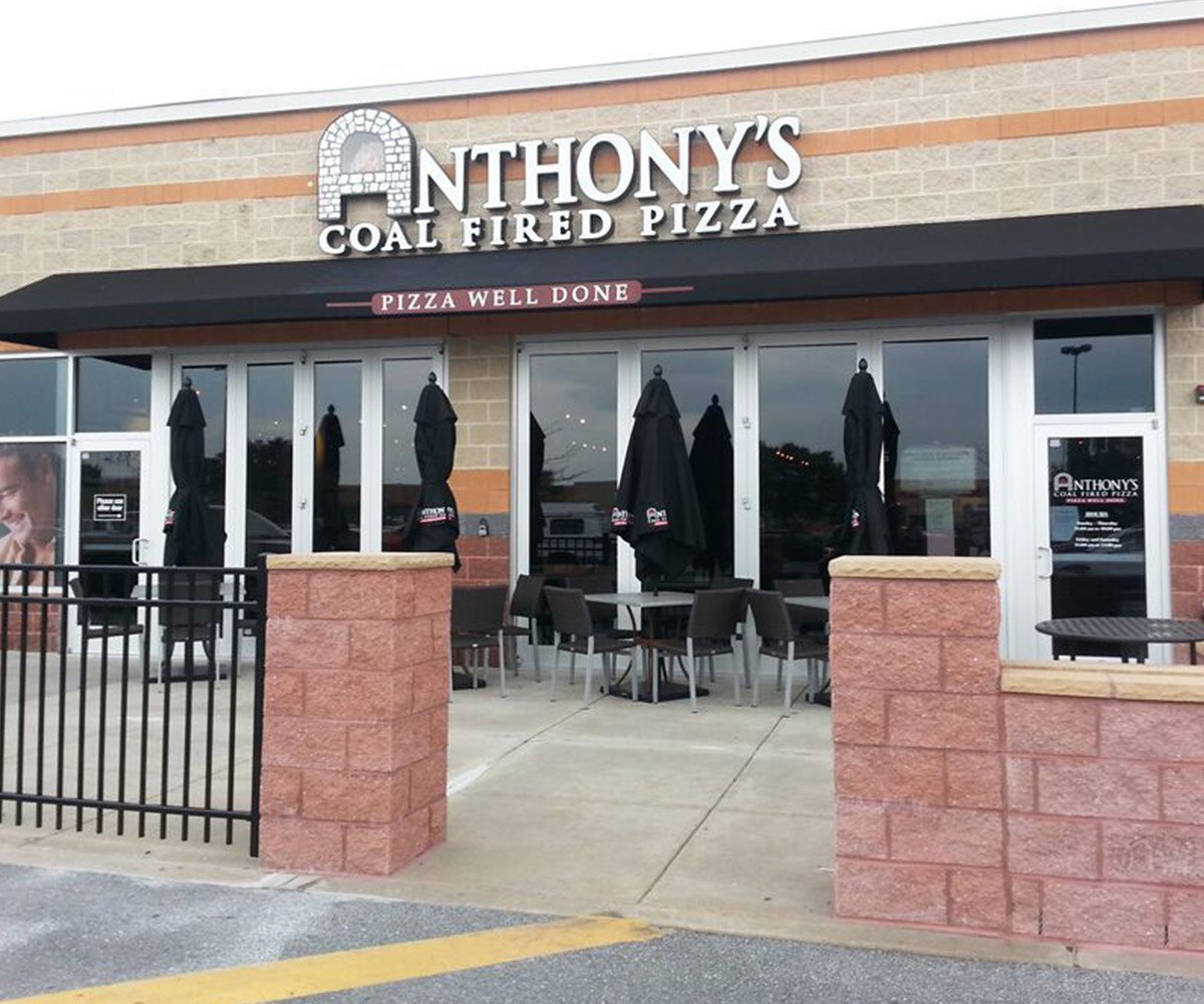 Black Commercial Awning at Anthony's Coal Fired Pizza in Niles, OH